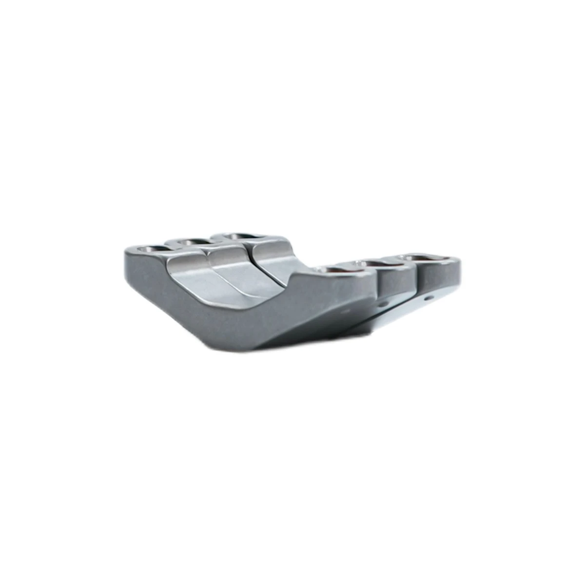 LP00005769 Pieza puente de admisión Lister Petter para motor LP443G1
